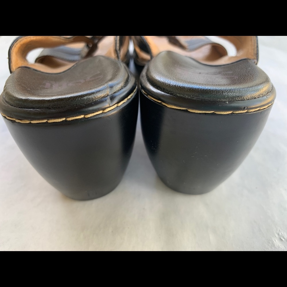 Sofft Wedges - Picture 2 of 4